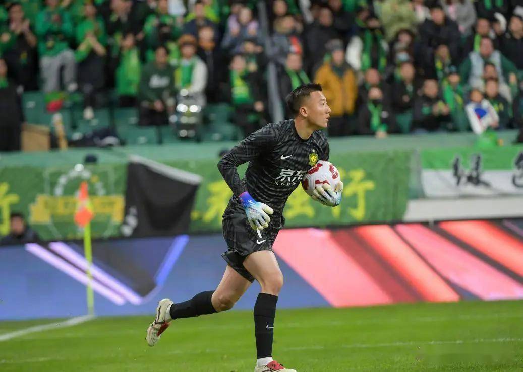 半岛体育官网-河南队对北京国安视频完整